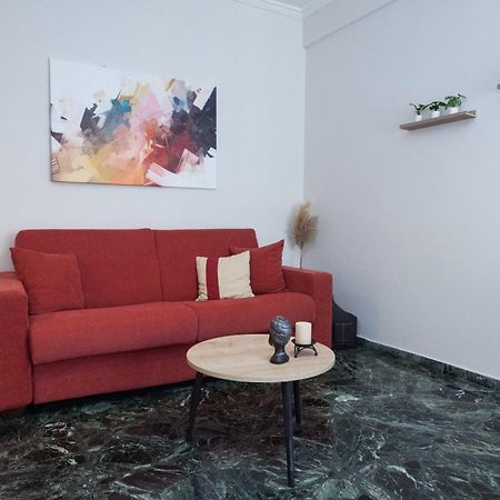 Modern 1 Bd Balcony Apt Near Metro In Kato Patisia 雅典 外观 照片