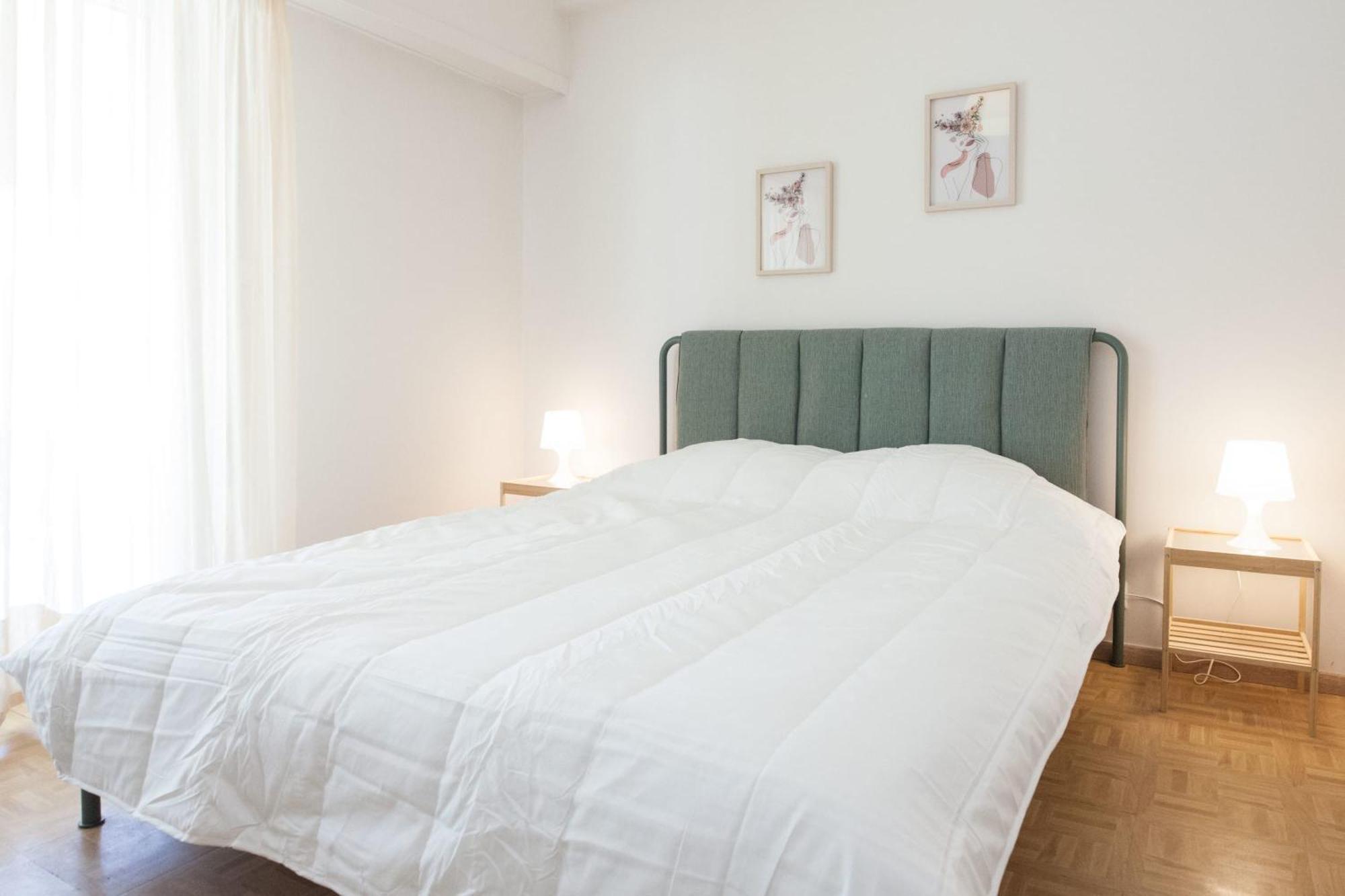 Modern 1 Bd Balcony Apt Near Metro In Kato Patisia 雅典 外观 照片