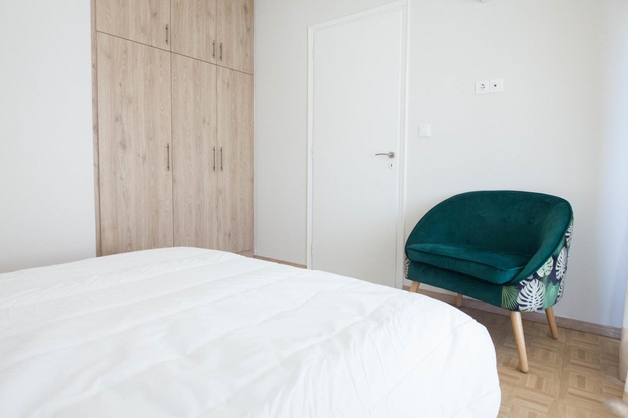 Modern 1 Bd Balcony Apt Near Metro In Kato Patisia 雅典 外观 照片